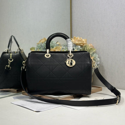 DIOR 26S CANNAGE GRANVILLE 34 IN BLACK CALFSKIN
