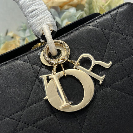 DIOR 26S CANNAGE GRANVILLE 34 IN BLACK CALFSKIN