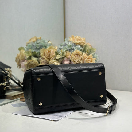 DIOR 26S CANNAGE GRANVILLE 34 IN BLACK CALFSKIN