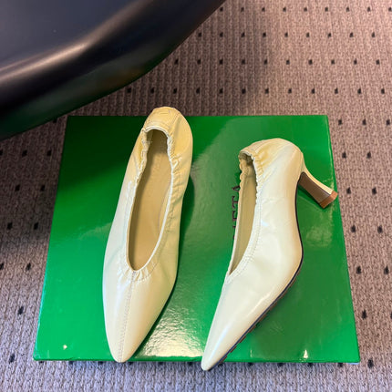 BOTTEGA VENETA 26S HIGH HEELS 40 MM IN CREAM WHITE CALFSKIN