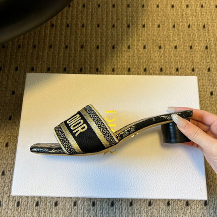 DIOR 26S DWAY HEELED SLIDE 40MM IN BLACK AND GOLD EMBROIDERED COTTON