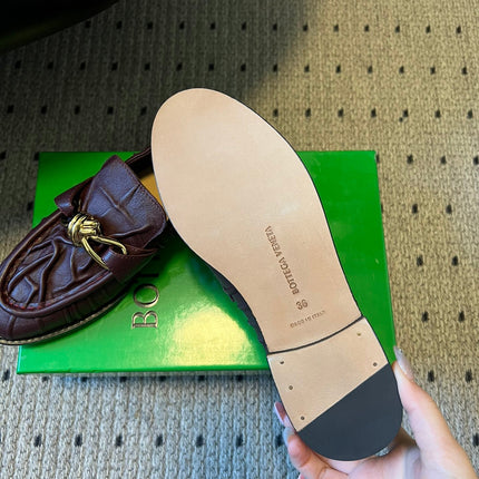 BOTTEGA VENETA 26S LOAFERS IN DARK BROWN LAMBSKIN WITH GOLD HARDWARE