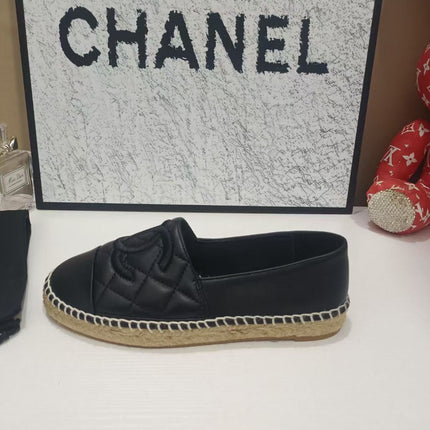 CHANEL 26S ESPADRILLE LOAFERS IN BLACK CALFSKIN WITH ROPE SOLE