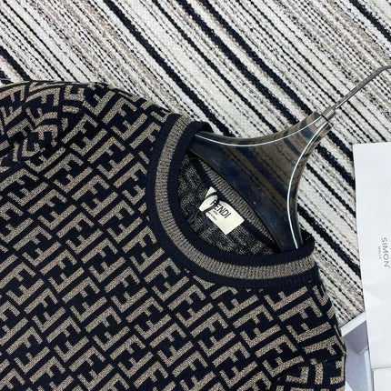 FENDI 26S SHORT SLEEVE KNIT T-SHIRT 124