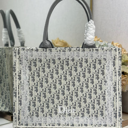 DIOR 26S BOOK TOTE BAG 36 IN GREY AND BEIGE FABRIC OBLIQUE FABRIC