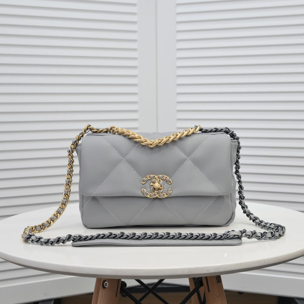 19 FLAP BAG 26CM 9010 GREY