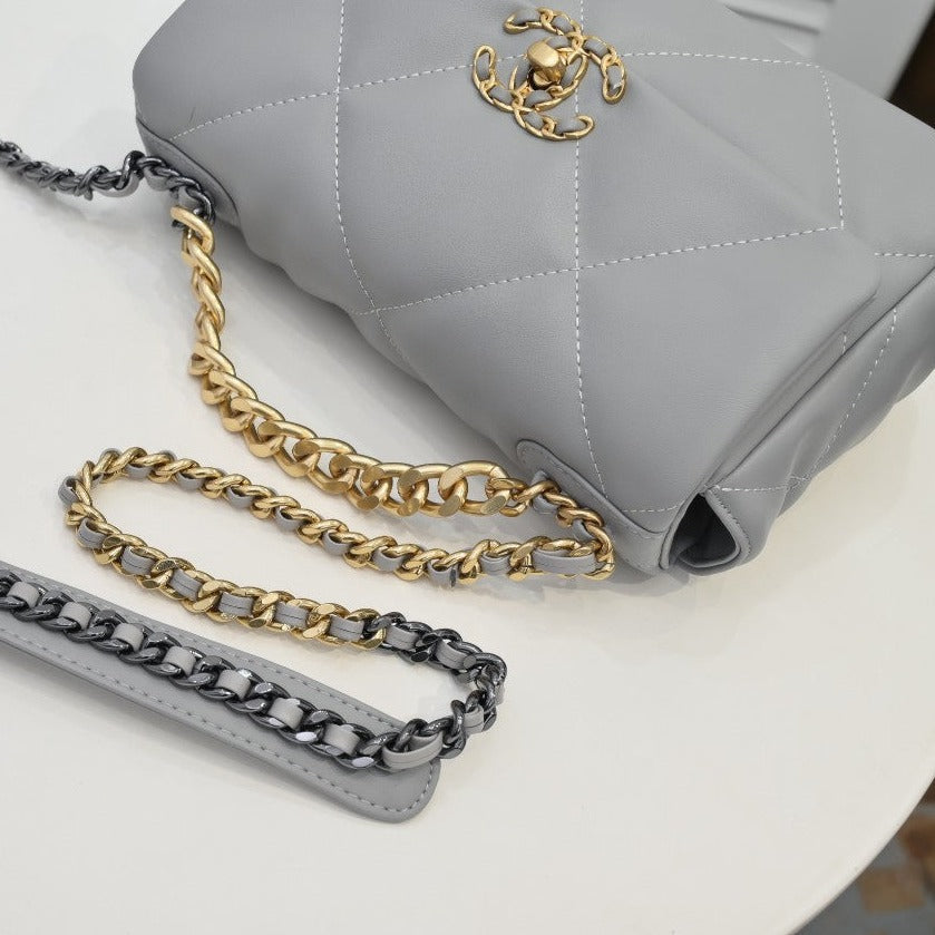 19 FLAP BAG 26CM 9010 GREY
