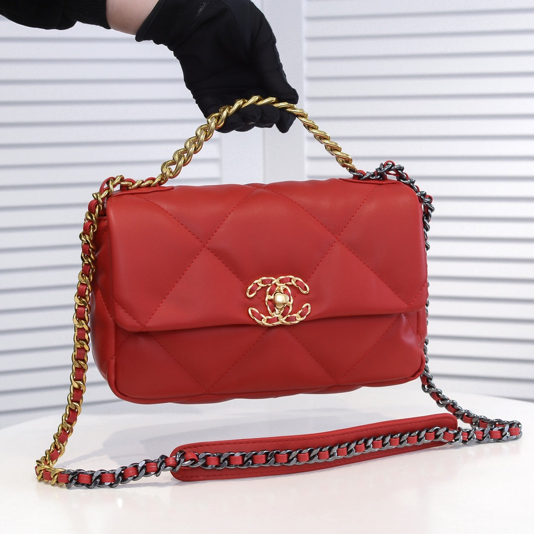 19 FLAP BAG 26CM 9010 RED