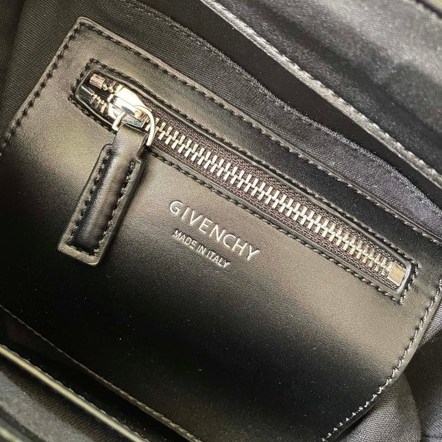 MINI 27 ANTIGONA LOCK BAG IN BLACK LAMBSKIN
