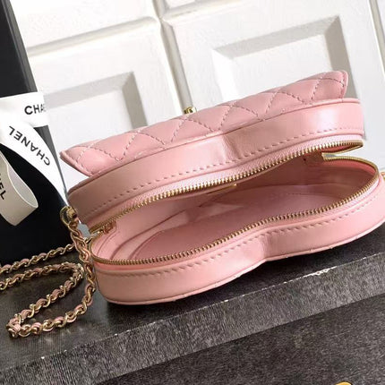 CC HEART QUILTED SHOULDER BAG 19 IN PINK CALFSKIN TP2