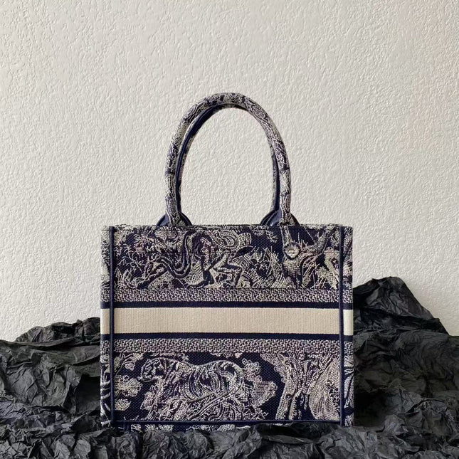 MISS SMALL TOTE 26 IN NAVY BLUE AND WHITE CANVAS