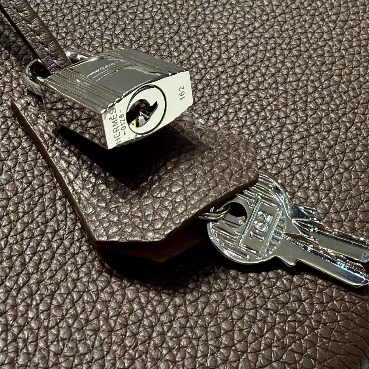 HM BIRKIN 35CM IN CHOCOLATE BROWN TOGO LEATHER SILVER-TONE HARDWARE