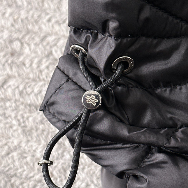MONCLER BLACK PUFFER JACKET STYLE 2424