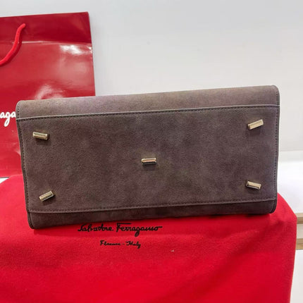 FERRAGAMO HUG LARGE TOTE BAG 32 IN BROWN SUEDE