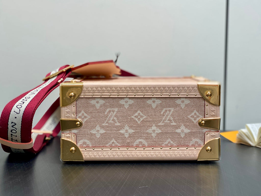 LV TRUNK 22 IN LIGHT PINK CANVAS GOLD HARDWARE