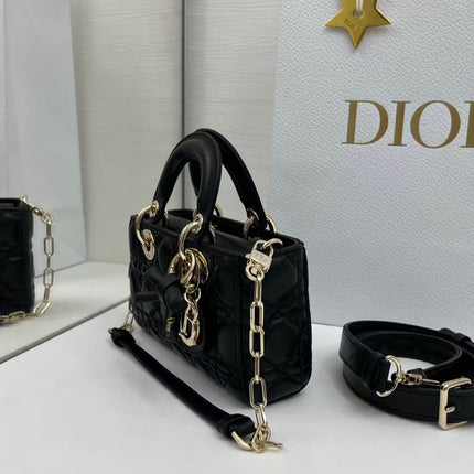 DIOR 26S CANNAGE TOP HANDLE BAG IN BLACK LAMBSKIN