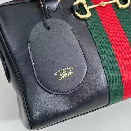 GUCCI 26S HORSEBIT SHOULDER BAG IN BLACK CALFSKIN
