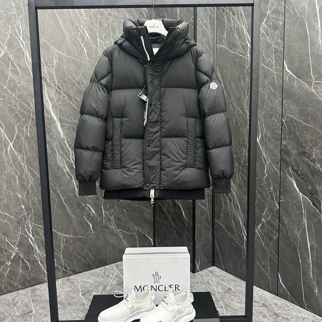 MONCLER PUFER JACKET IN BLACK STYLE 12