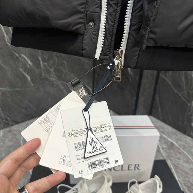 MONCLER PUFER JACKET IN BLACK STYLE 12