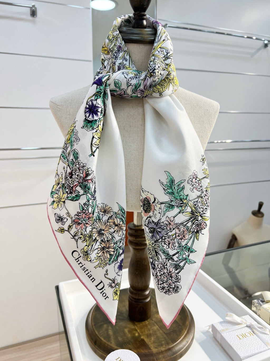 DIOR 26S SCARF 90CM IN SILK 293853