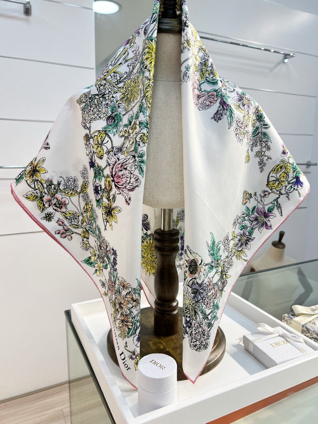 DIOR 26S SCARF 90CM IN SILK 293853