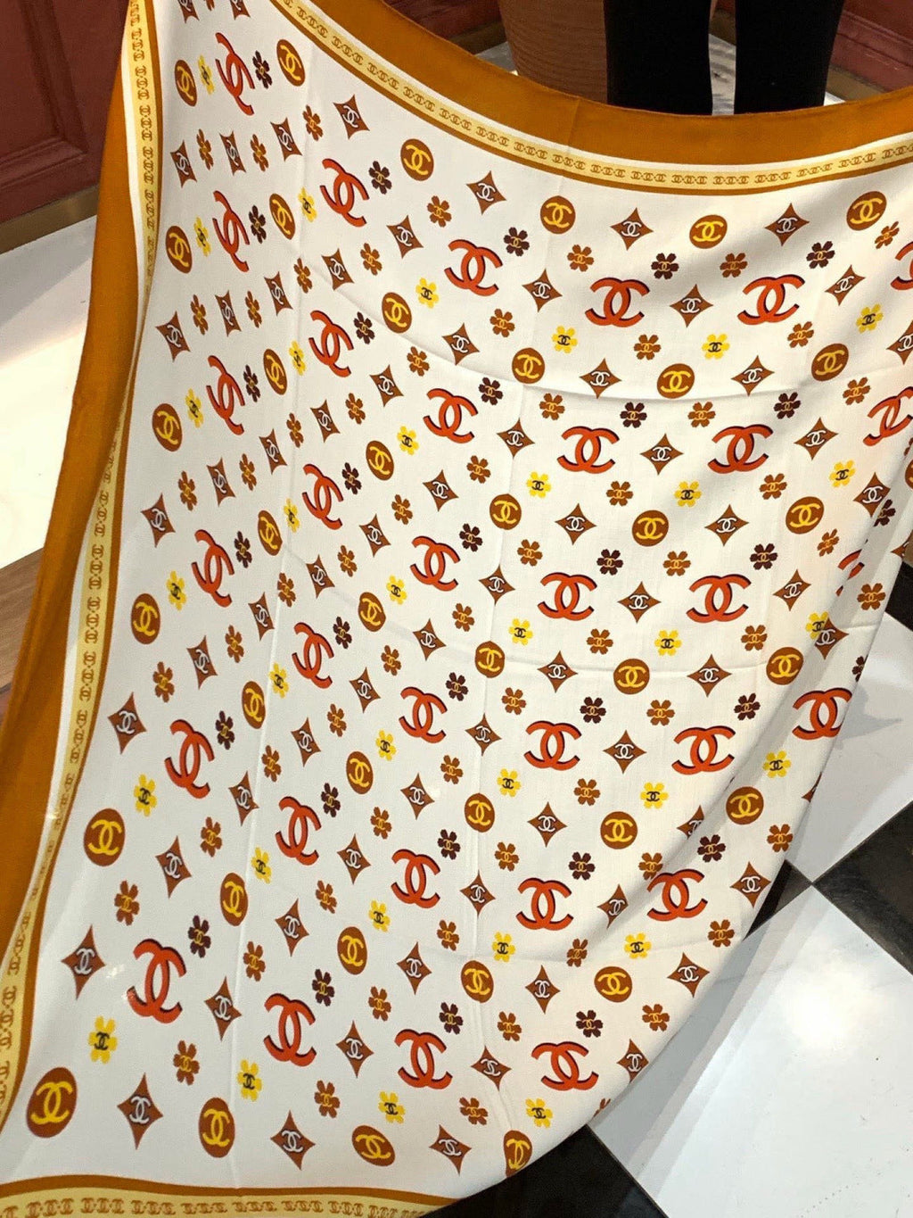 CHANEL 26S SCARF 140 IN CASHMERE AND SILK 306121