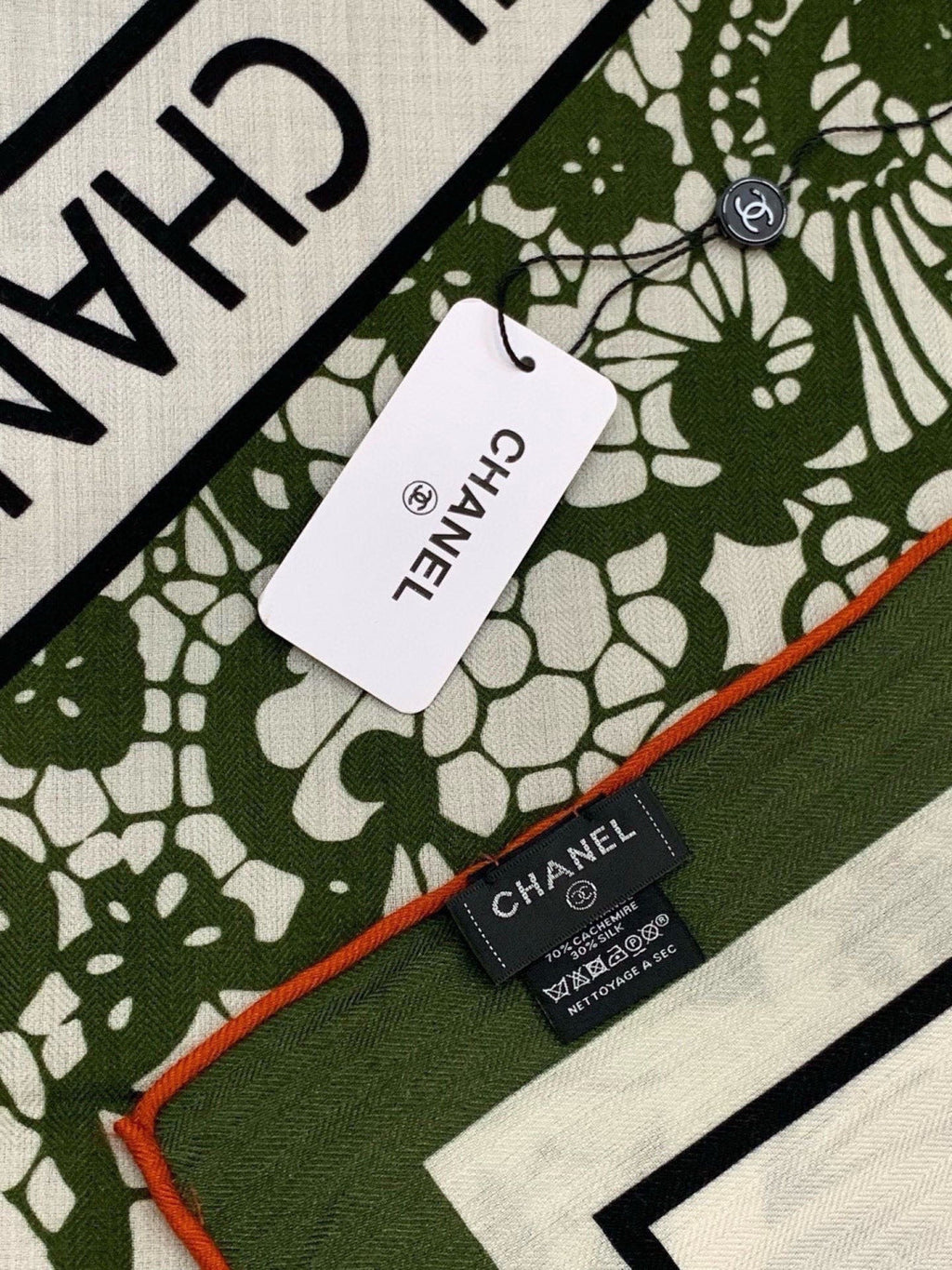 CHANEL 26S SCARF 135 IN CASHMERE AND SILK 306133