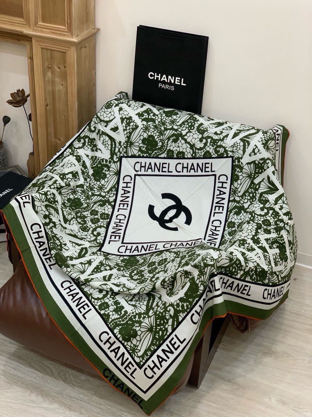 CHANEL 26S SCARF 135 IN CASHMERE AND SILK 306133