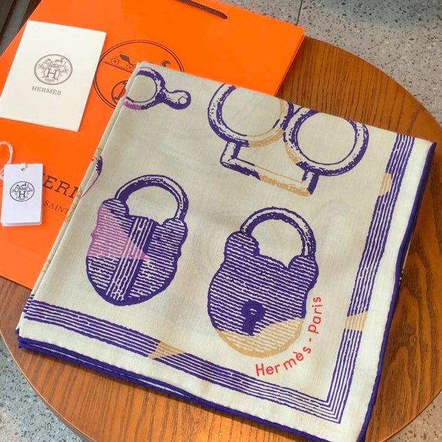 HERMES 26S PRINTED SQUARE SCARF 135 IN CASHMERE AND SILK 307238
