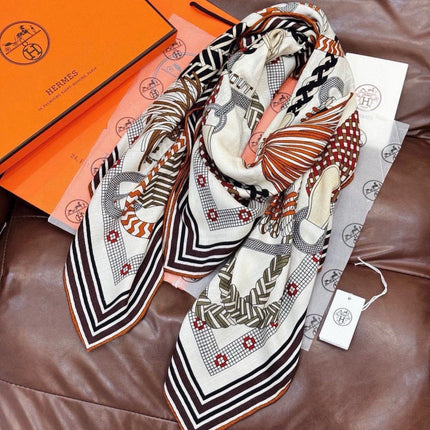 HERMES 26S PRINTED SQUARE SCARF 135 IN CASHMERE AND SILK 307243