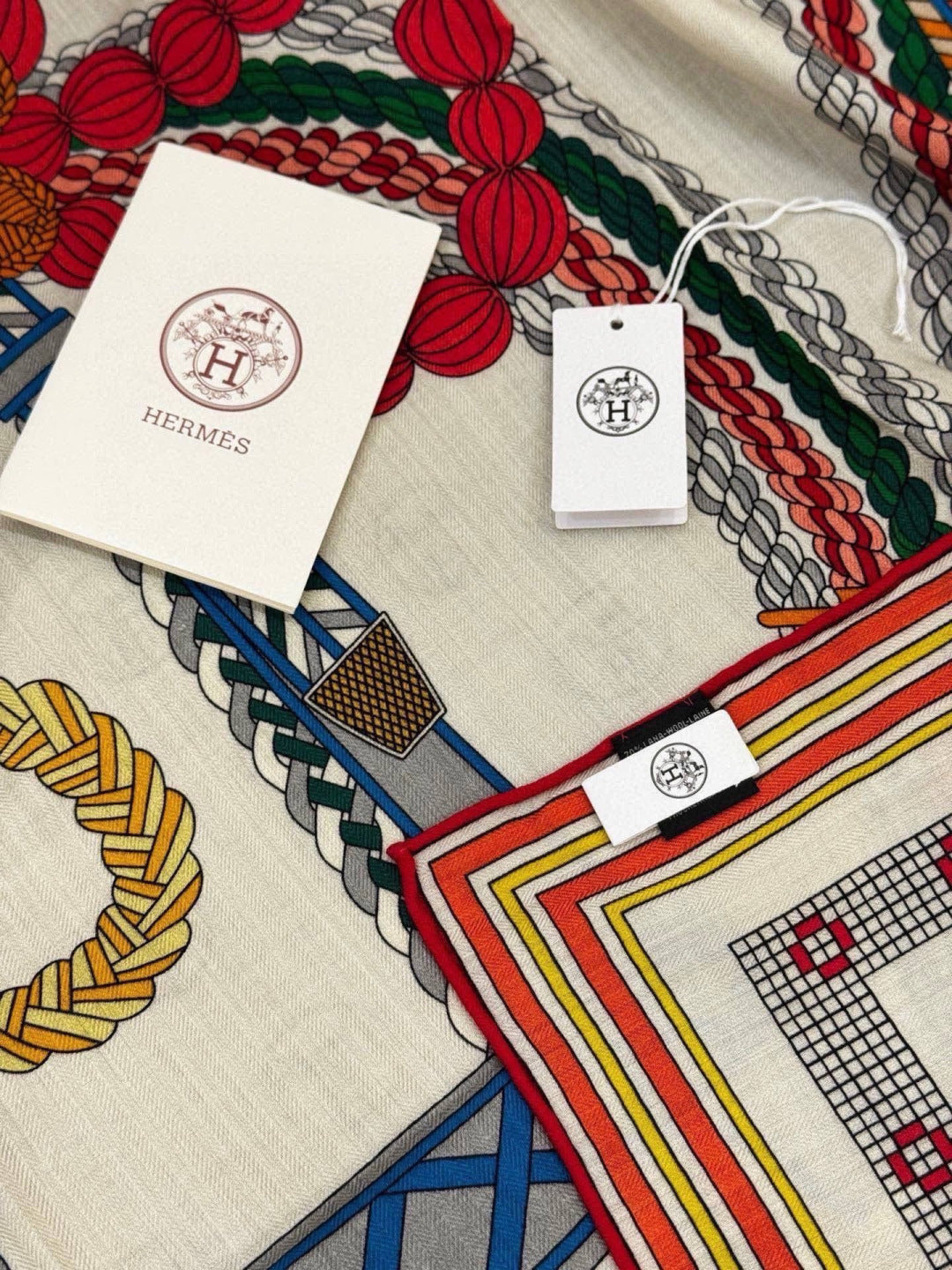 HERMES 26S PRINTED SQUARE SCARF 135 IN CASHMERE AND SILK 307246