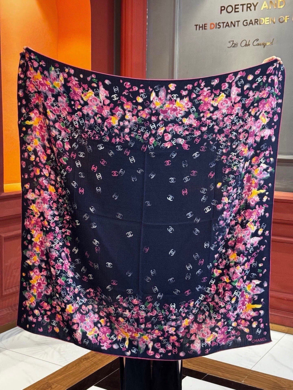 CHANEL 26S SCARF 135 IN CASHMERE AND SILK 307250