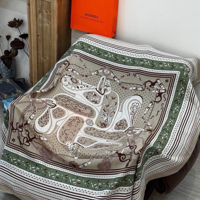 HERMES 26S PRINTED SQUARE SCARF 140 IN CASHMERE AND SILK 307281