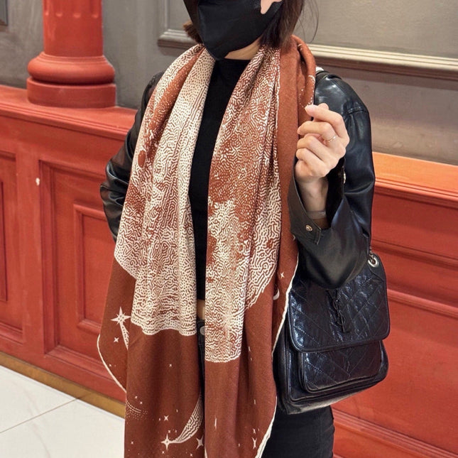 HERMES 26S PRINTED SQUARE SCARF 140 IN CASHMERE AND SILK 309361