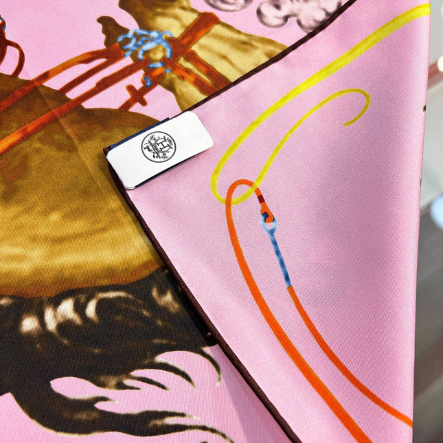 HERMES 26S PRINTED SQUARE SCARF 88 IN SILK 309921
