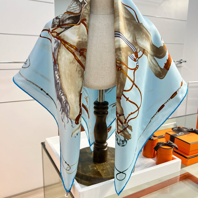 HERMES 26S PRINTED SQUARE SCARF 88 IN SILK 309927