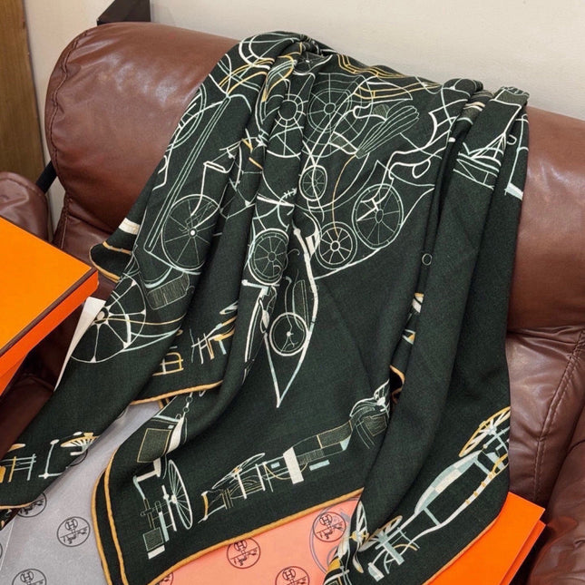HERMES 26S PRINTED SQUARE SCARF 140 IN SILK 311928