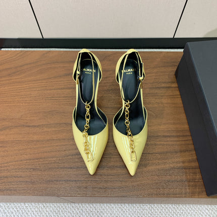 BALMAIN 26S CHAIN HIGH HEELS 95 MM IN PASTEL YELLOW PATENT CALFSKIN