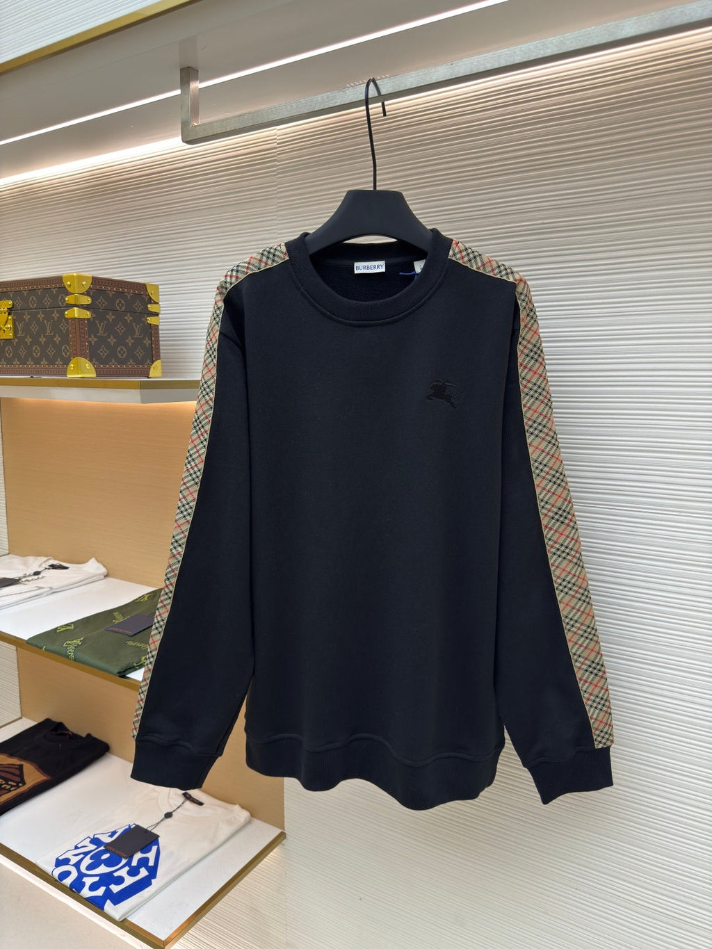 BURBERRY 26S SWEATSHIRT 437