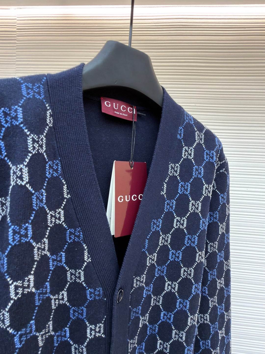 GUCCI 26S CARDIGAN 229