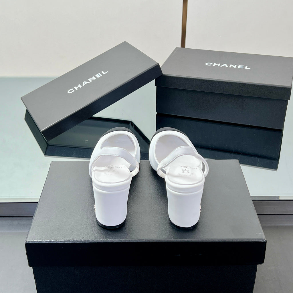 CC SLINGBACK 25S 65 MM IN WHITE LAMBSKIN AND BLACK FABRIC