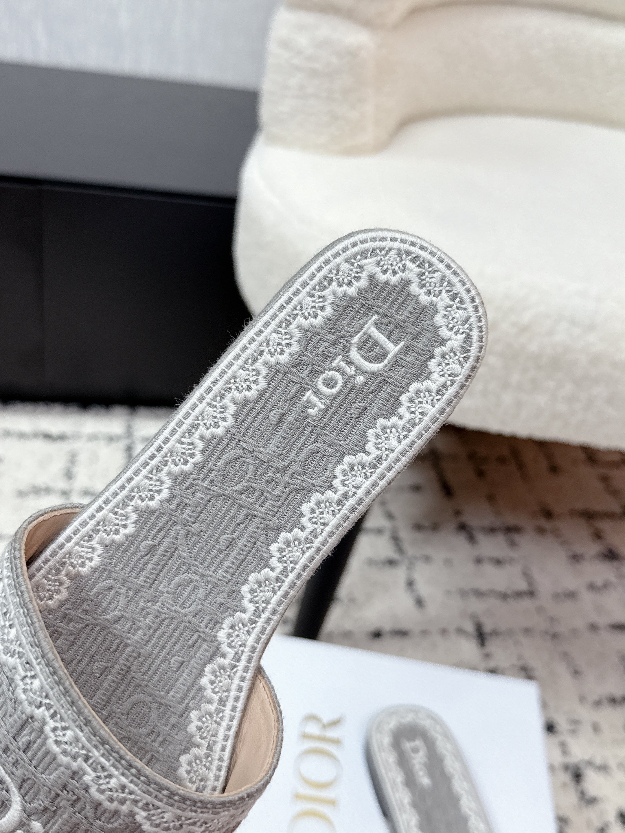 DIOR 26S SLIDES IN GREY EMBOSSED OBLIQUE LACE EMBROIDERY