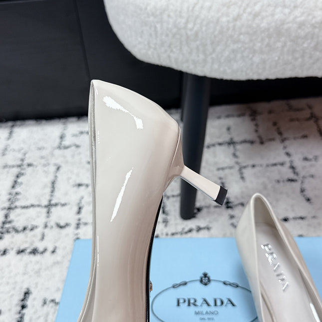PRADA 26S POINTED-TOE HIGH HEELS 60MM IN CREAM WHITE PATENT CALFSKIN WITH LOGO
