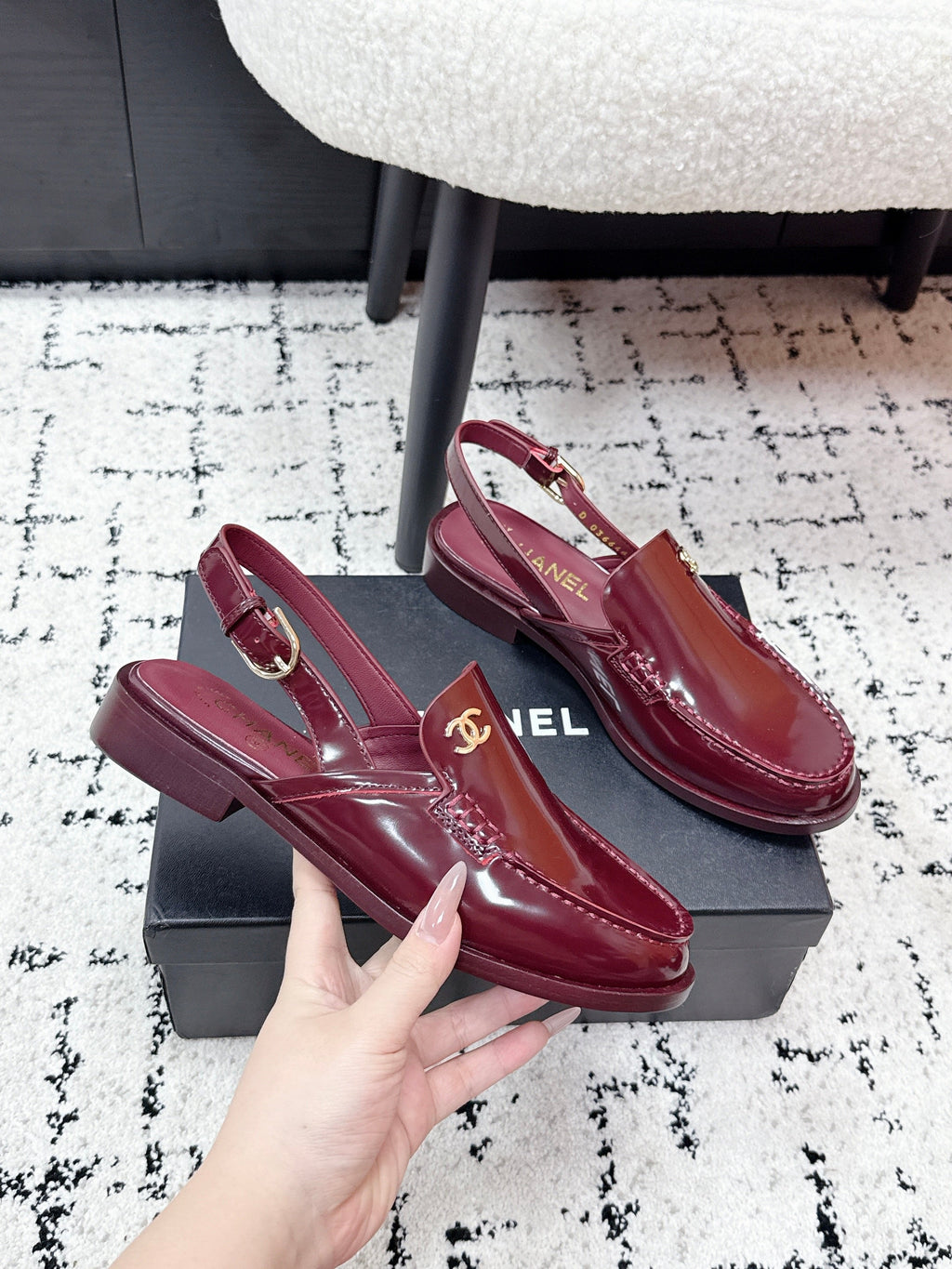 CHANEL 26S SLINGBACK LOAFERS IN BURGUNDY RED PATENT CALFSKIN WITH CC LOGO
