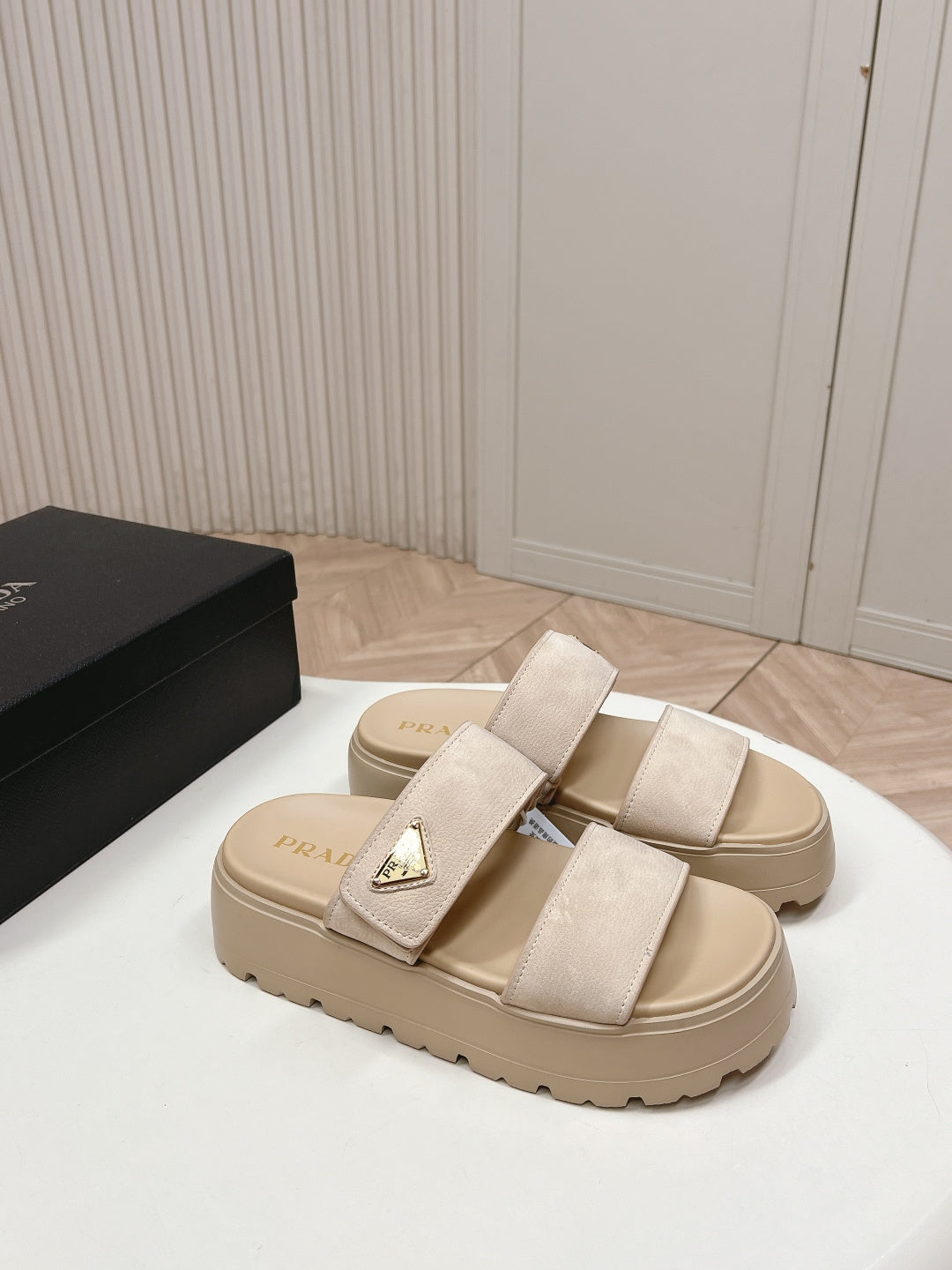 PRADA 26S DOUBLE STRAP PLATFORM SLIDES IN BEIGE CALFSKIN WITH VELCRO