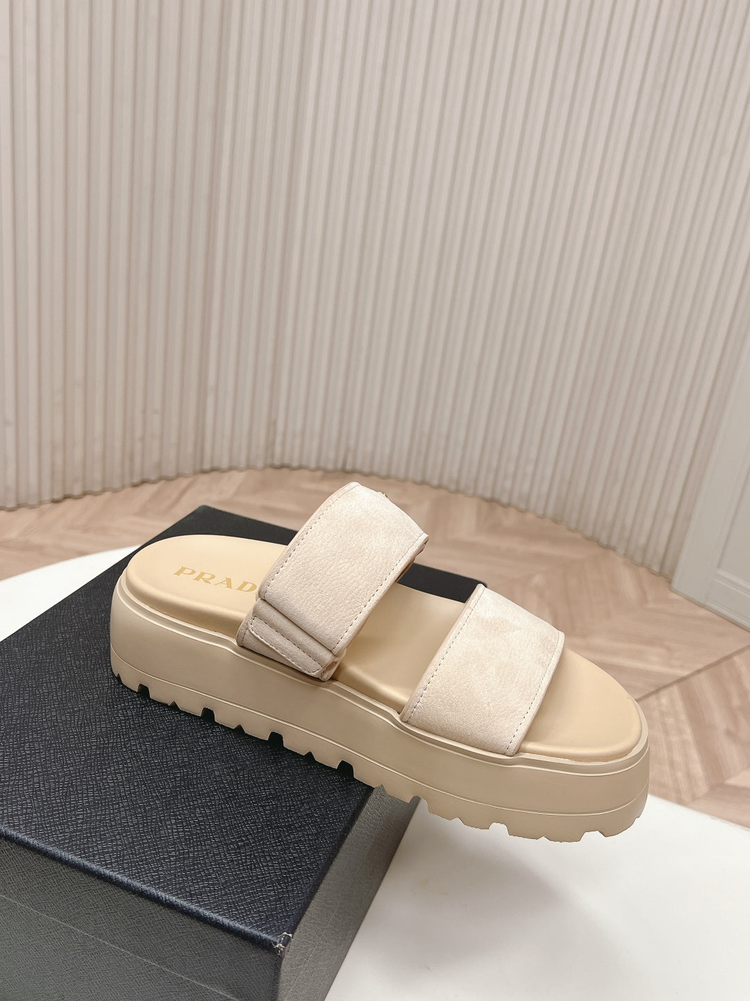 PRADA 26S DOUBLE STRAP PLATFORM SLIDES IN BEIGE CALFSKIN WITH VELCRO