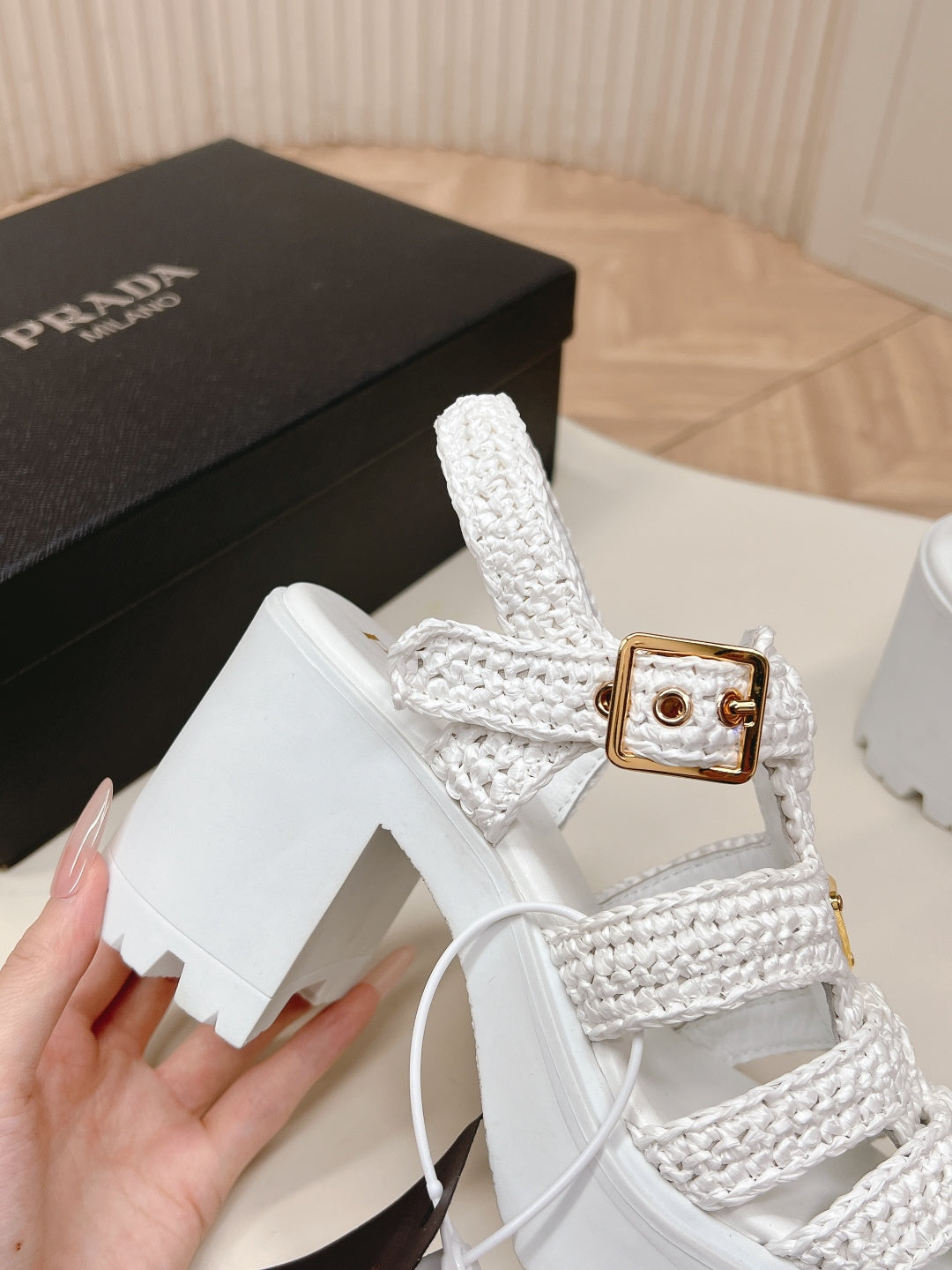 PRADA 26S HEELED FISHERMAN SANDALS IN WHITE RAFFIA AND CALFSKIN