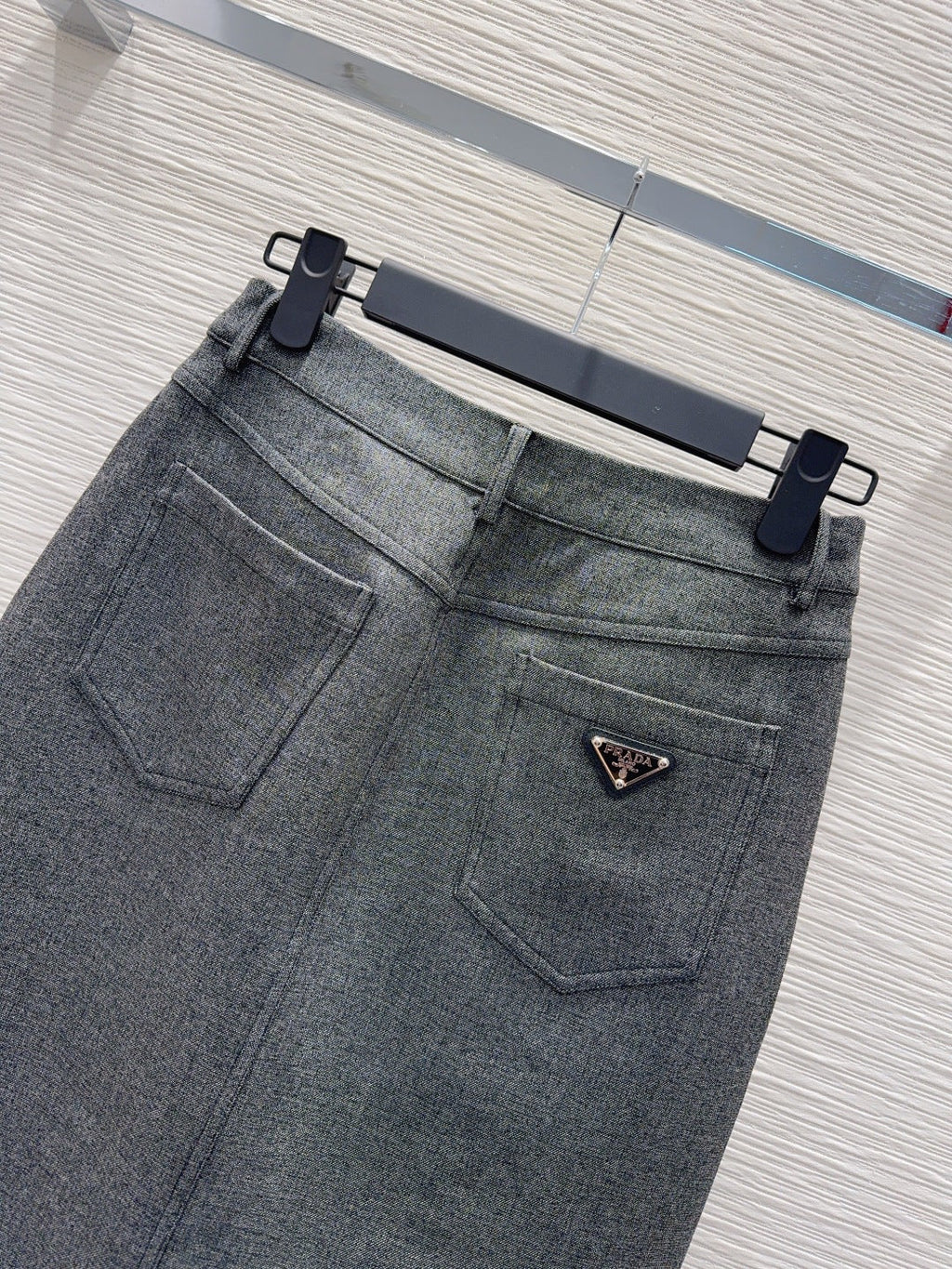 PRADA 26S MIDI SKIRT 634