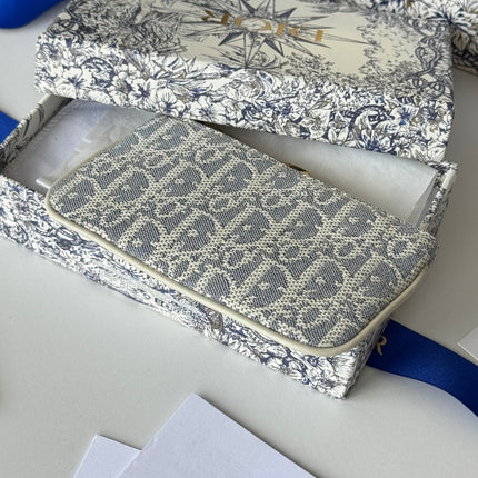 DIOR 25S TRAVEL MYRTE ZIPPED KEY CASE 14 IN BLUE DIOR OBLIQUE JACQUARD CANVAS