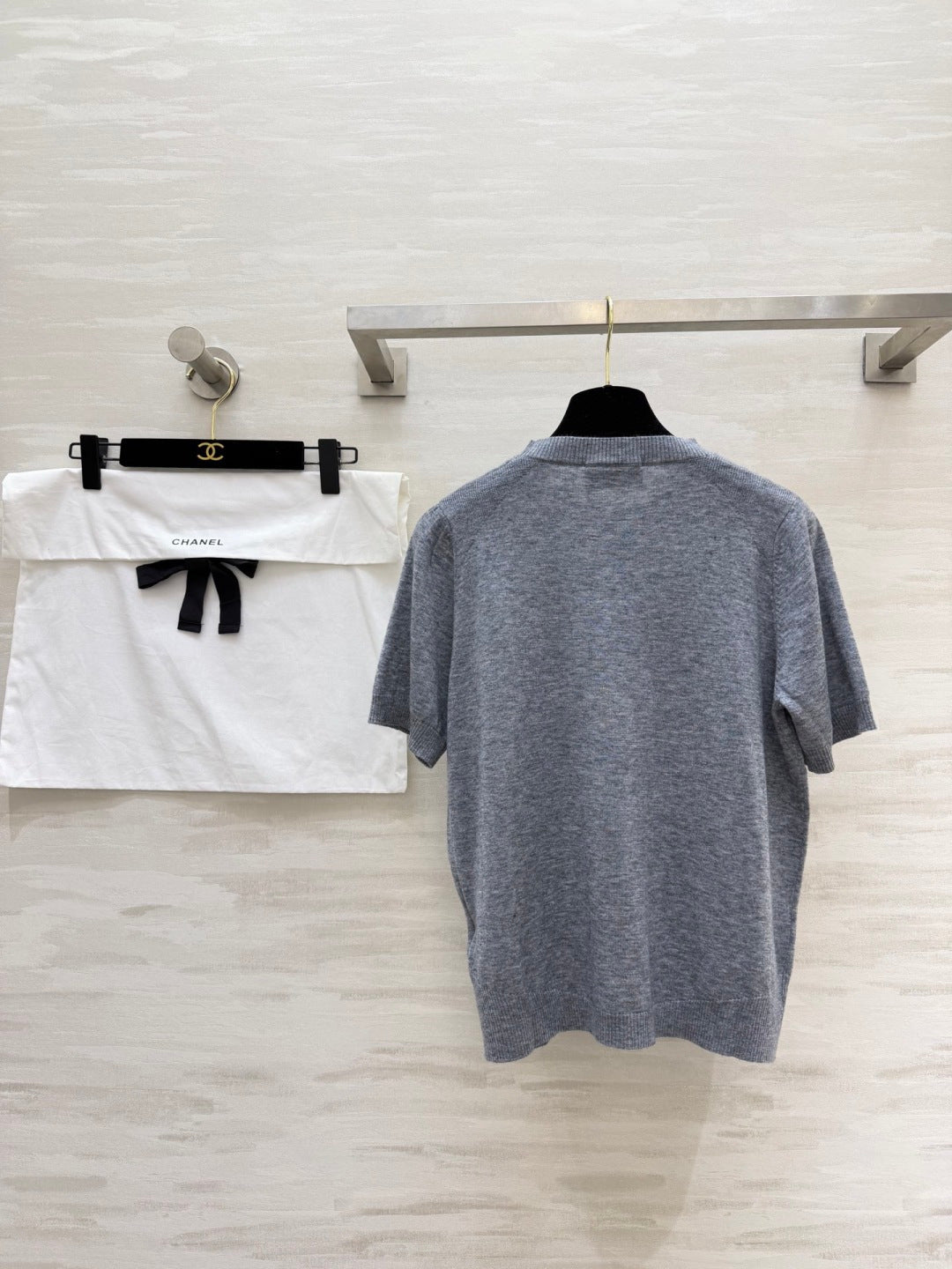CHANEL 26S SHORT-SLEEVE SWEATER STYLE 1028